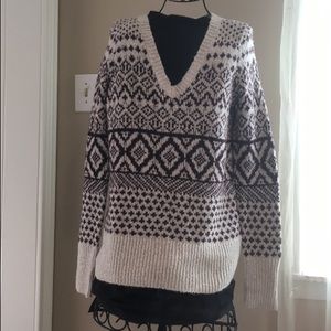Abercrombie & Fitch Sweater